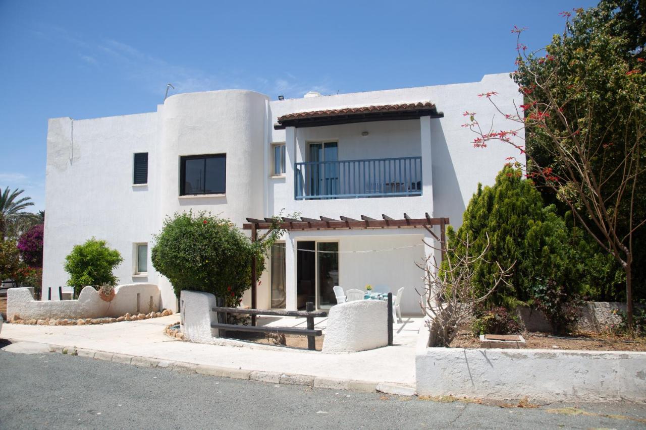 Always Welcome! Near Beach, Cml Swimming Pool Pafos Exterior foto